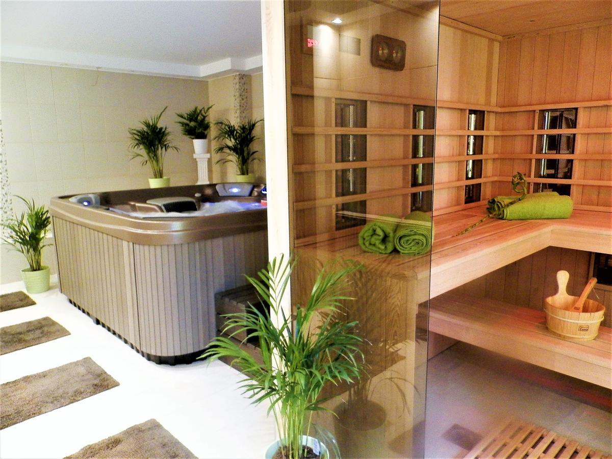 Bartok Ter Panzio Bed & Breakfast Егер Стая снимка
