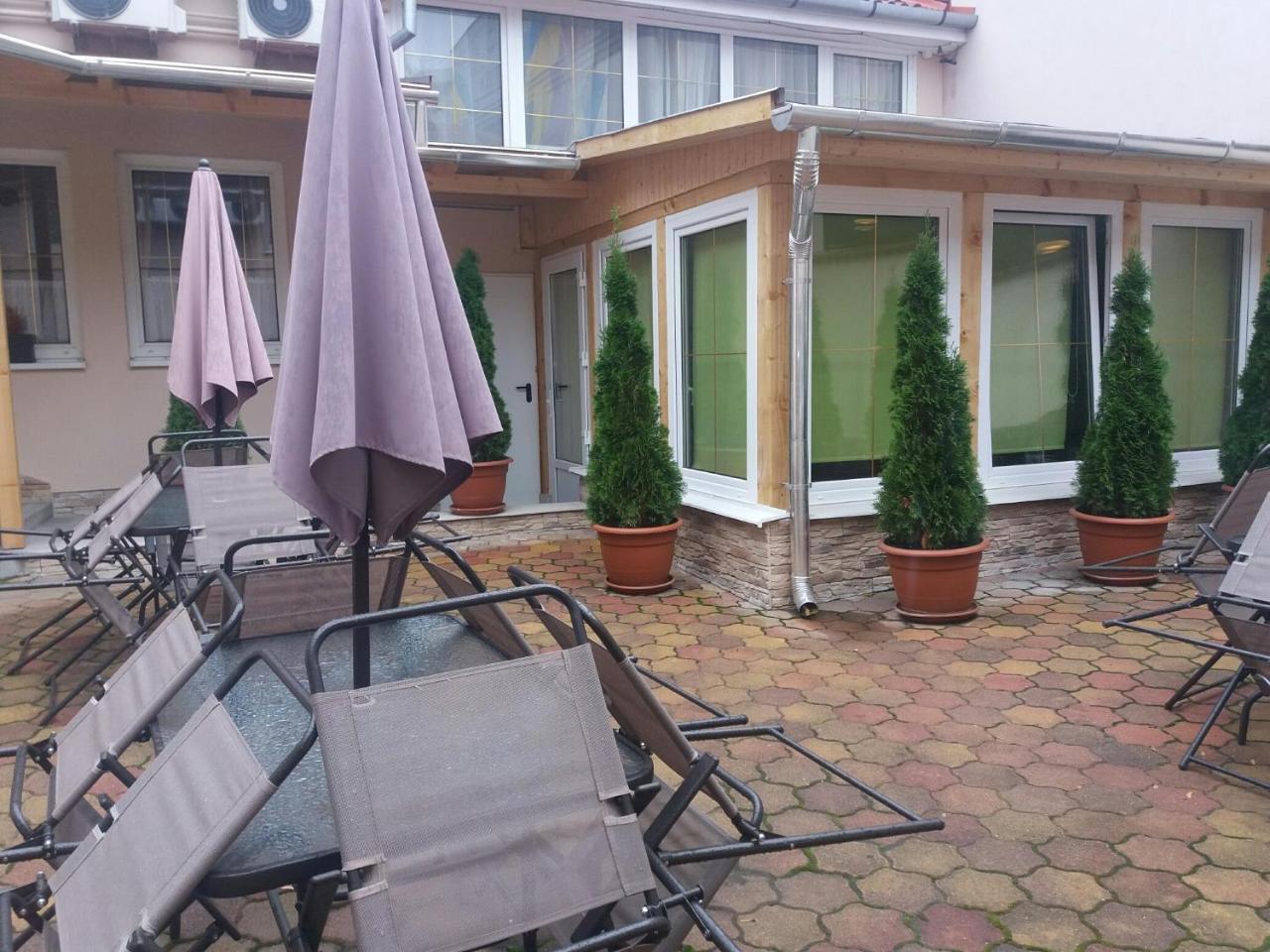 Bartok Ter Panzio Bed & Breakfast Егер Екстериор снимка