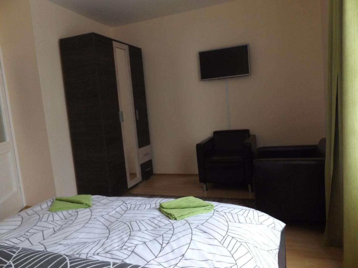Bartok Ter Panzio Bed & Breakfast Егер Екстериор снимка
